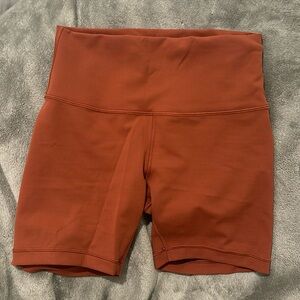 Lululemon Wunder Train Shorts 6” size 8